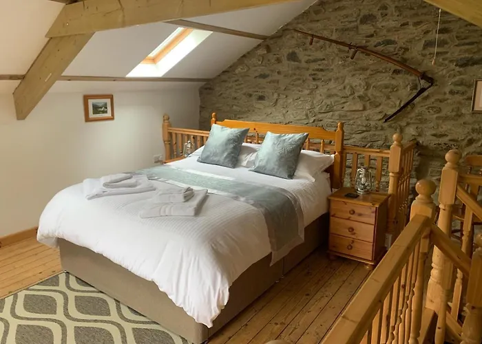 Tanyresgair Cottages