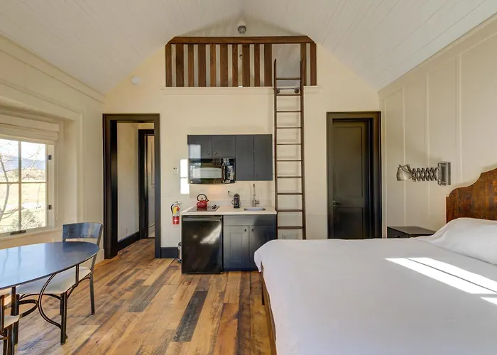 South Main Residences By Surf Hotel