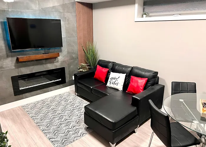 Niagara Getaway Across Fallsview