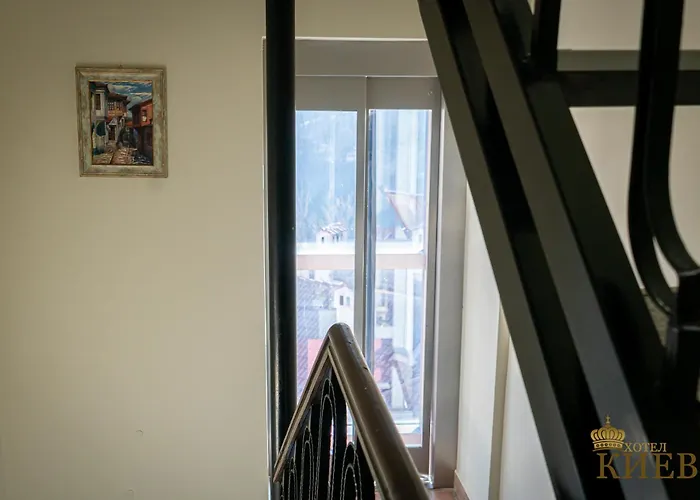 Hotel Kiev-Free Parking