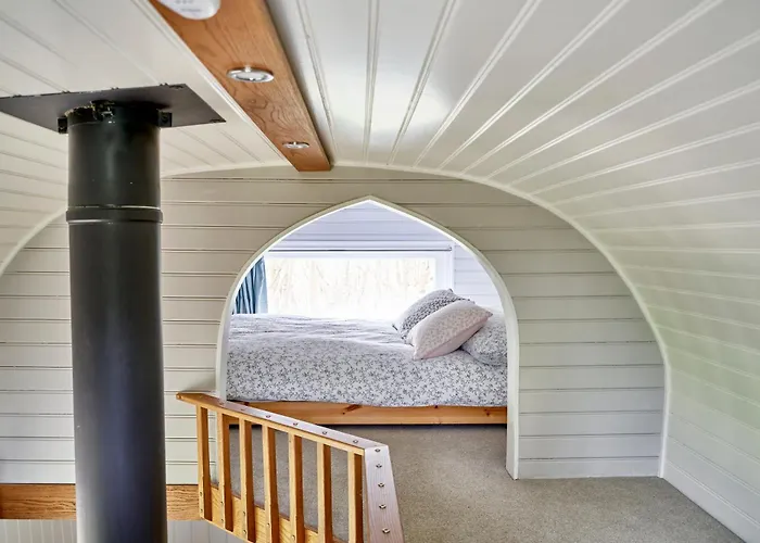 Extraordinary Huts Ltd