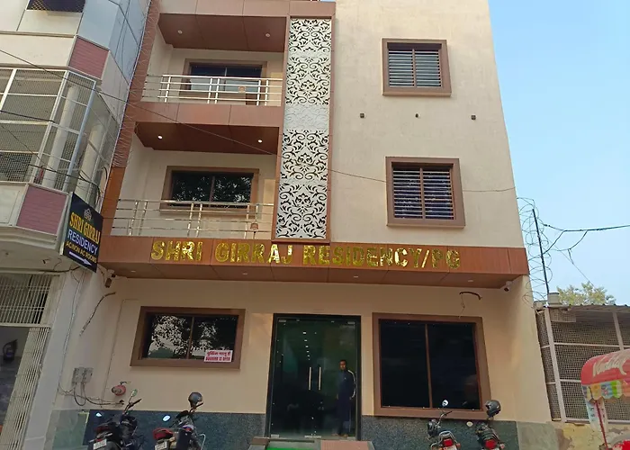 Shri Girraj Residency