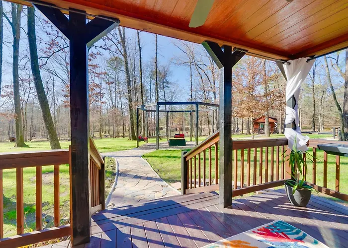 Hook, Line & Sinker Retreat W/ Fire Pit!