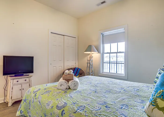4 Mi To Beaches: Pet-Friendly Lewes Condo!