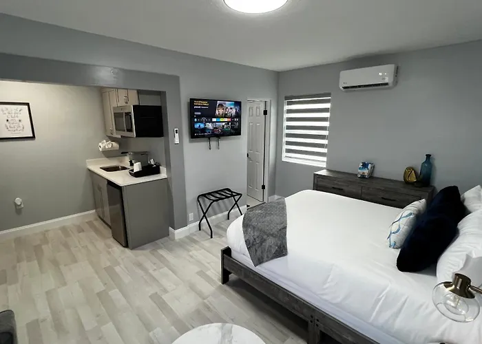 Oceano Suites Daytona Beach