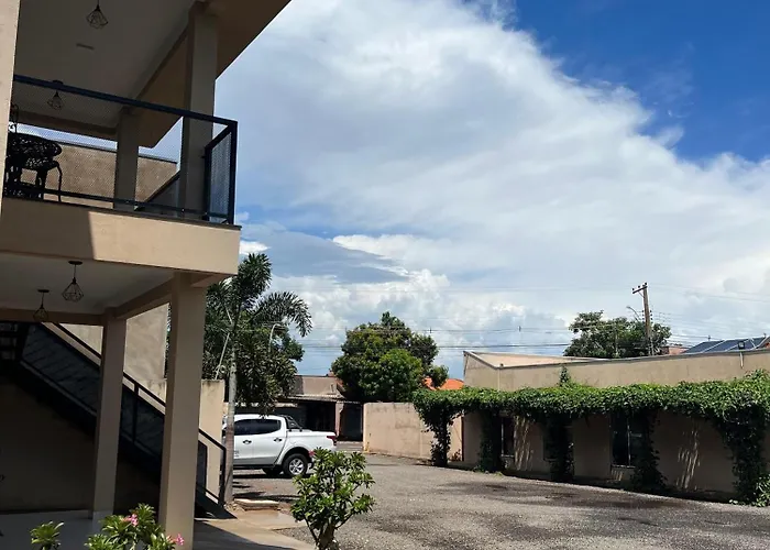 Deluz Hotel