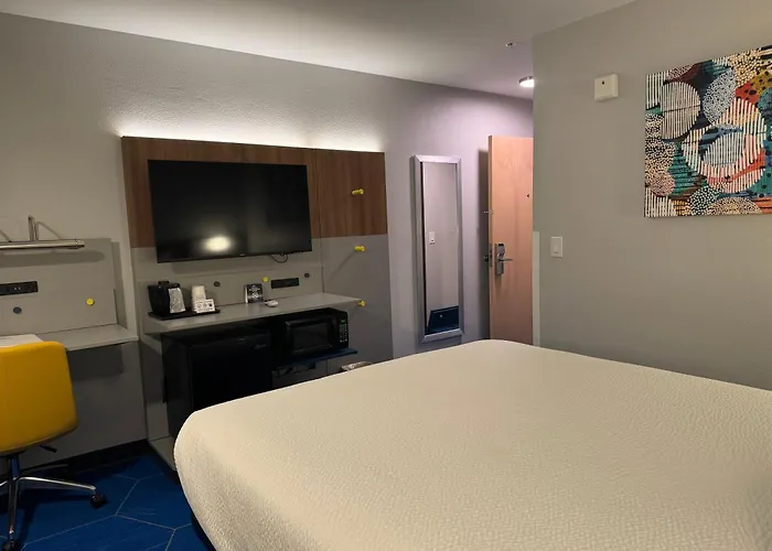 Microtel Inn And Suites Independence