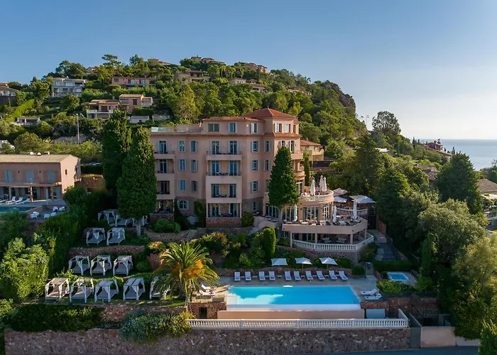 Tiara Yaktsa Côte d’Azur