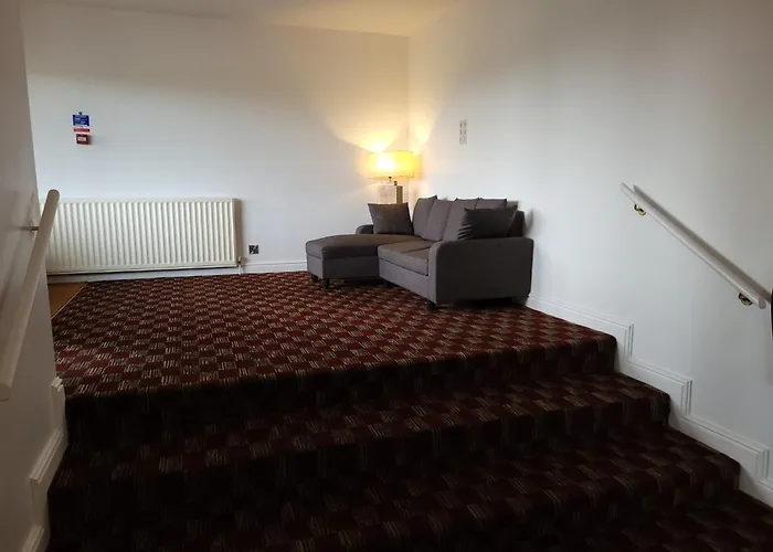 The White Horse Lodge Hotel