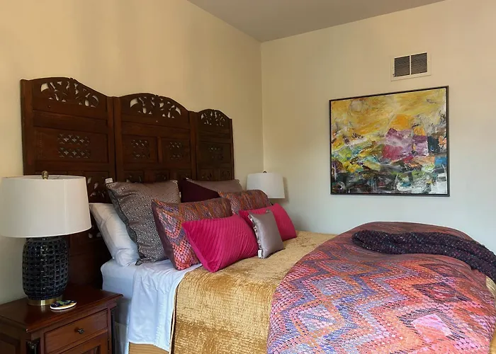 Norfolk Guest House Inn