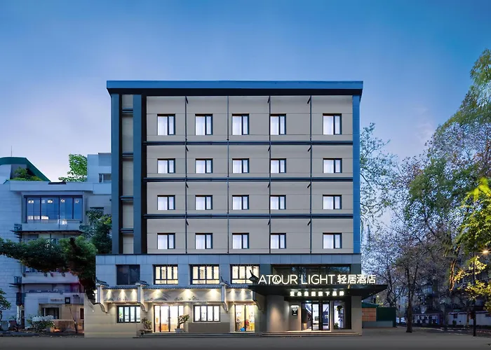 Atour Light Hotel Hangzhou West Lake Lakeside Pedestrian Street