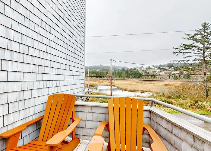 Oceanside Cabin