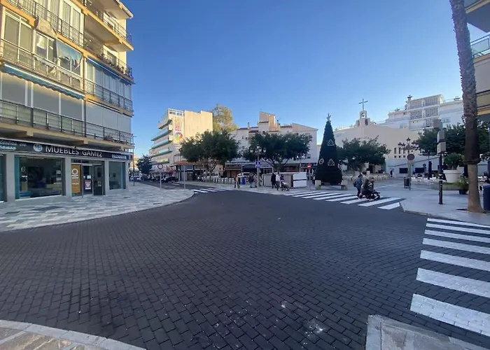 Casa Picaso Elegance, One Bedroom City Center Apartment With Balcony By Namaste Elite