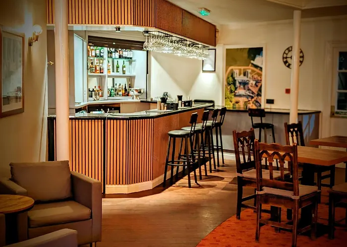 Hitchin Priory Hotel