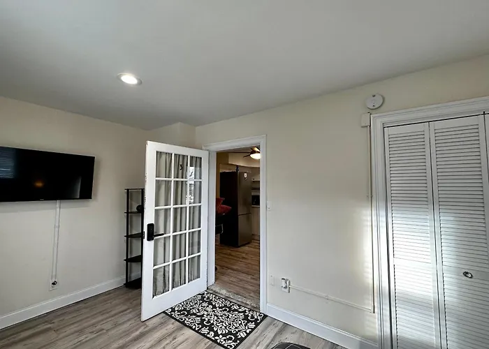 3-A Diamond In Yonkers, Ny