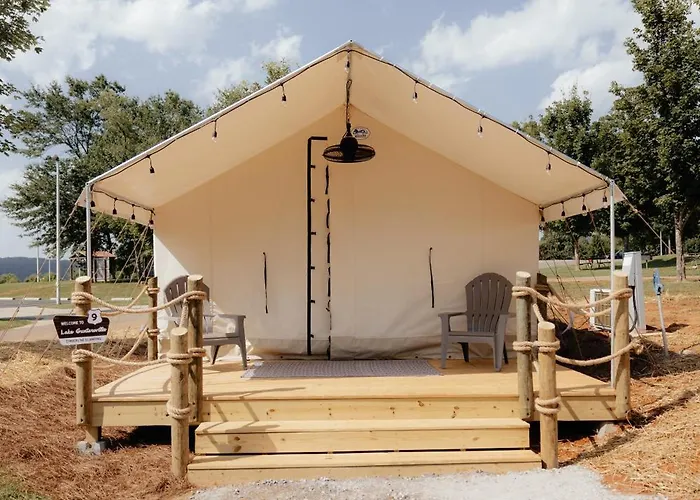 Xlg Porch Deluxe Glamping Tents @ Lake Guntersville State Park