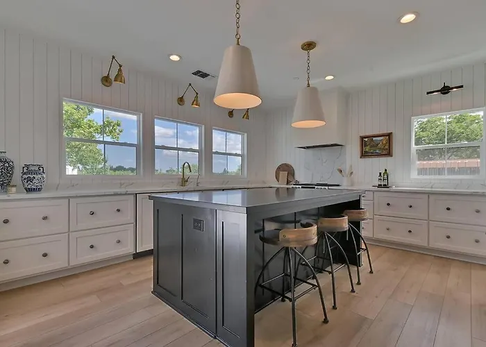 The Modern Farmhouse
