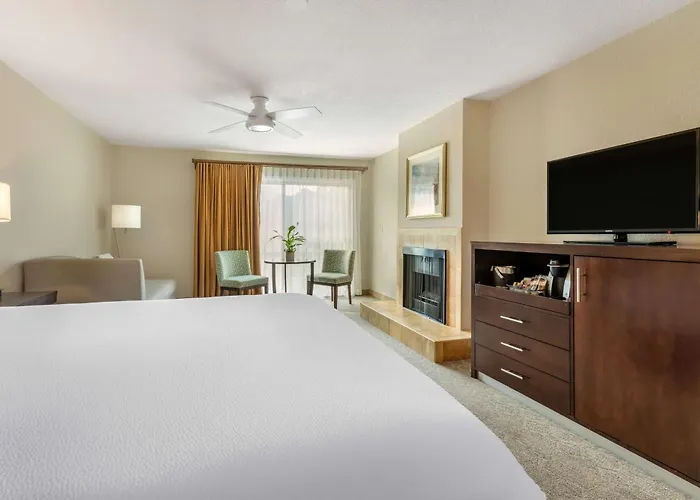 Best Western Plus Monterey Inn