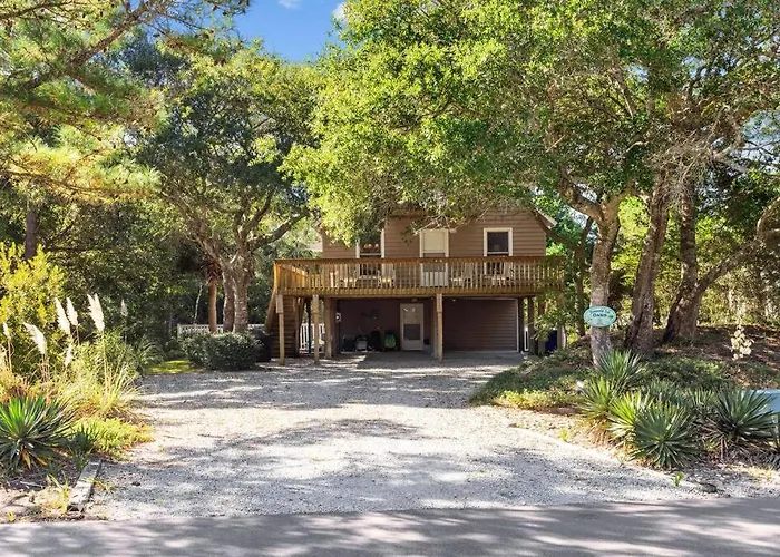 Why Knot Getaway. Emerald Isle Oasis