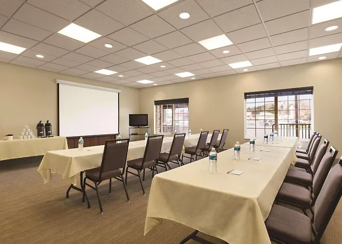 Country Inn & Suites By Radisson, Billings, Mt