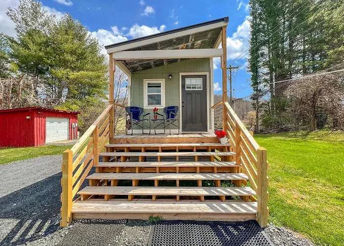 Petite Retreat