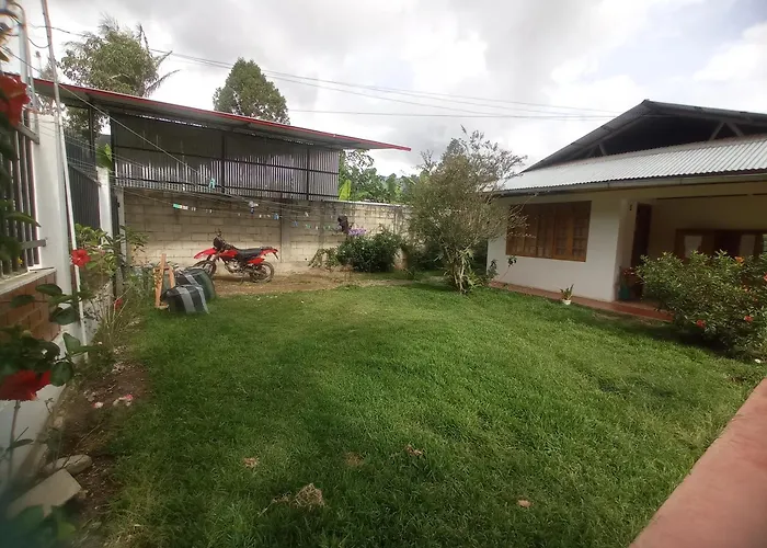 Hospedaje Pinky Lodge
