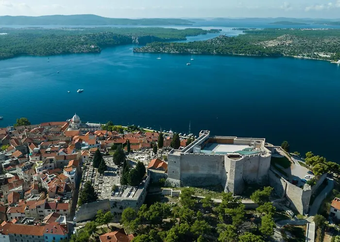 Armerun Heritage Hotel & Residences