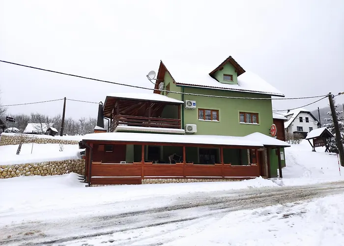 Apartments Poljanak Green House