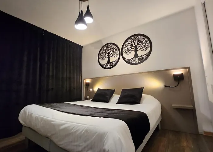 Cit'Hotel Le Cheval Blanc