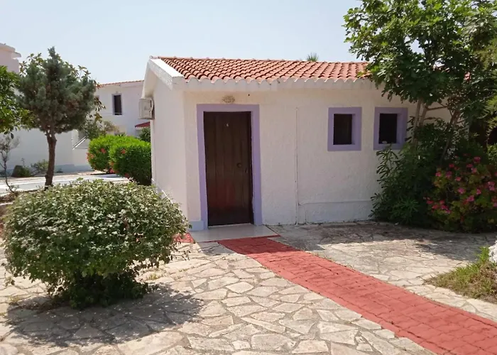 Kefalonia Beach Hotel & Bungalows