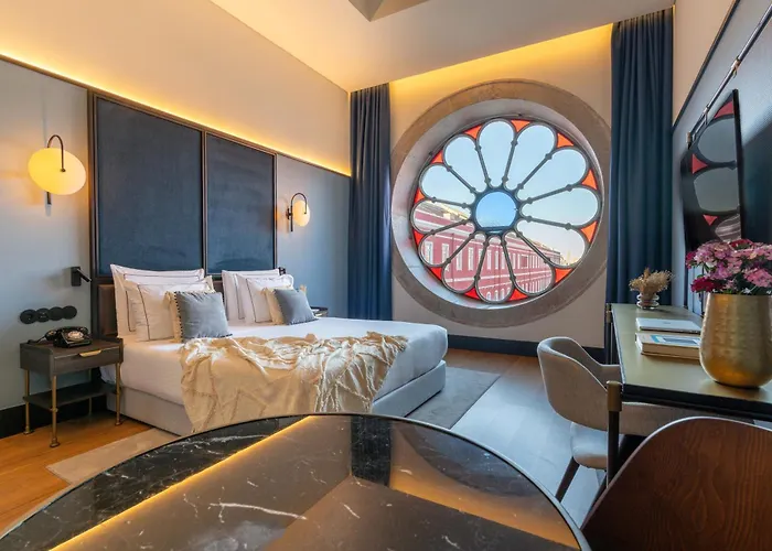 The Editory Riverside Hotel, An Historic Hotel