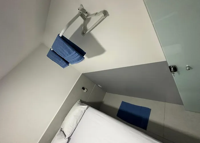 Quarto Privativo Com Banheiro Compartilhado Em Pousada Recem Construida,A 500Mts Do Patio Do Forro