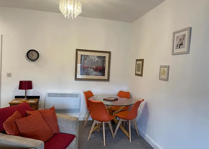 Apartment 8 At 19 Brooklands