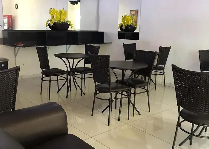 Hotel Vila Real Dourados