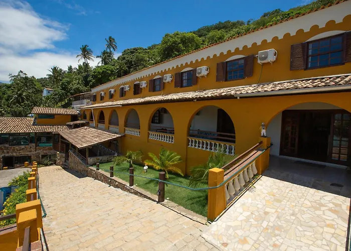 Colonial Hotel