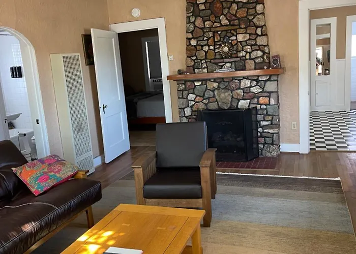 Casita De Agua Encanto
