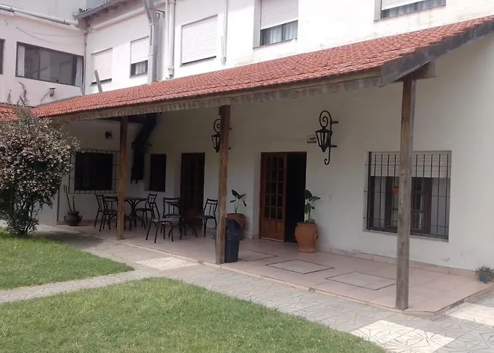 Eluney Hotel