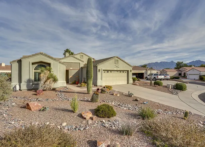 Green Valley Getaway Near Golfing: Pool Access!
