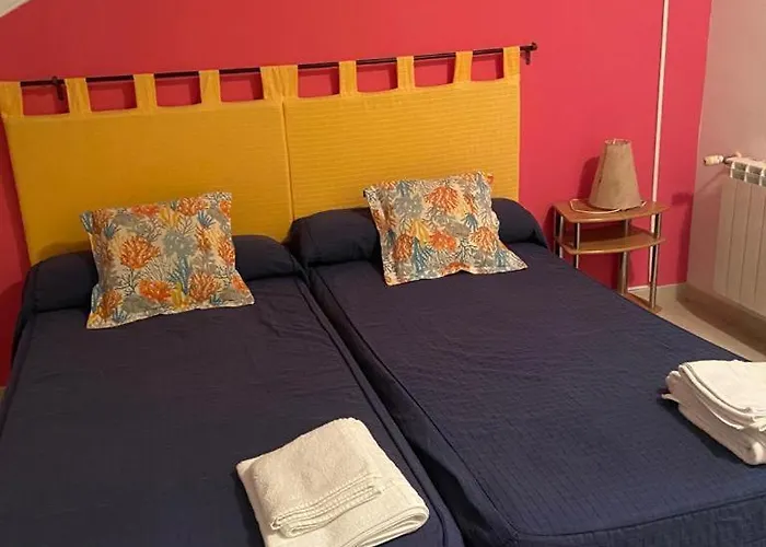 Hostal y Apartamentos la Vereda