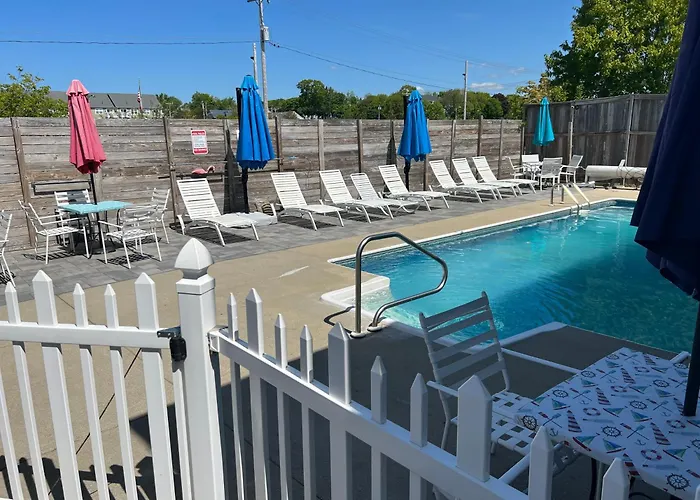 Seagrass Inn