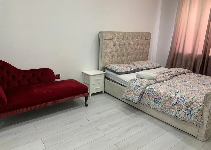 2 Bed-1 Bath-Sleeps 4-Parking-Pets