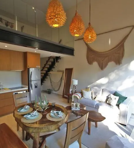 Luxury Jungle Loft, 7 Pools, Rooftop Panoramic View, Beach Shuttle, Fast Wifi