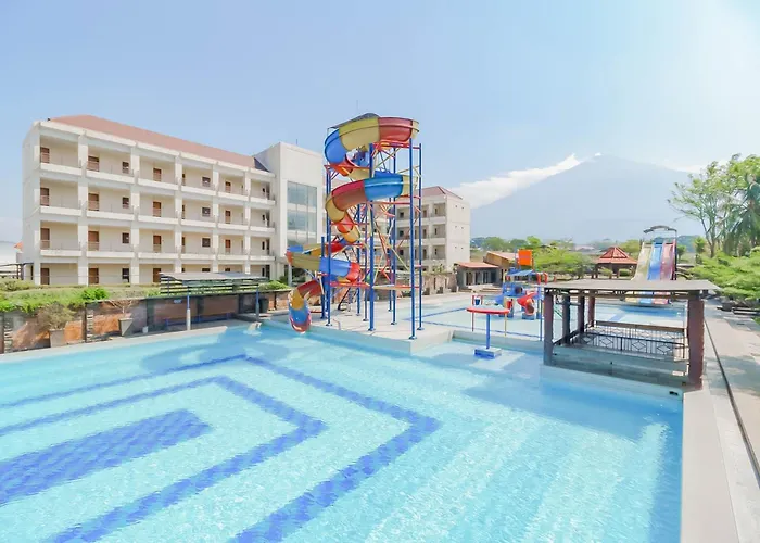 Reddoorz Resort Premium @ Sangkan Hurip Kuningan