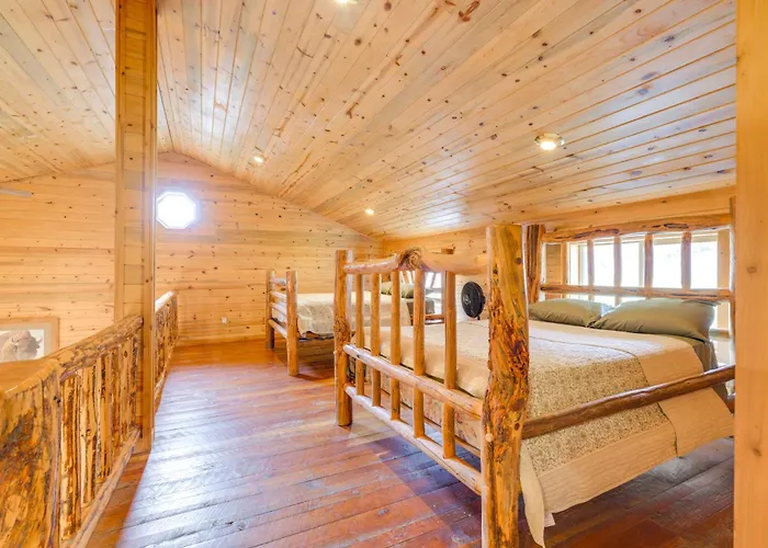 Pet-Friendly Idaho Home On The Salmon River!