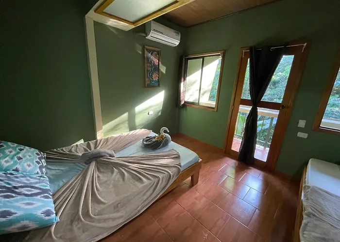 Ceiba Lodge