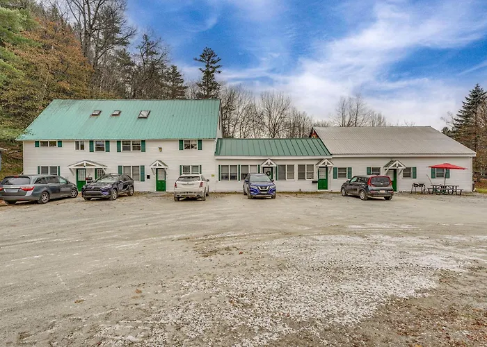 Spacious Ludlow Hideaway < 1 Mi To Okemo Mountain!