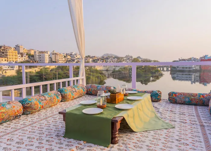 Natural Lake View Hotel