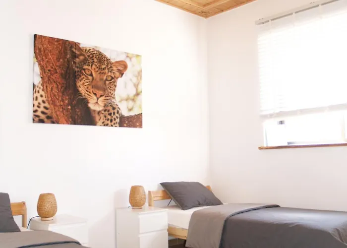 Dar Makai Surf Hotel