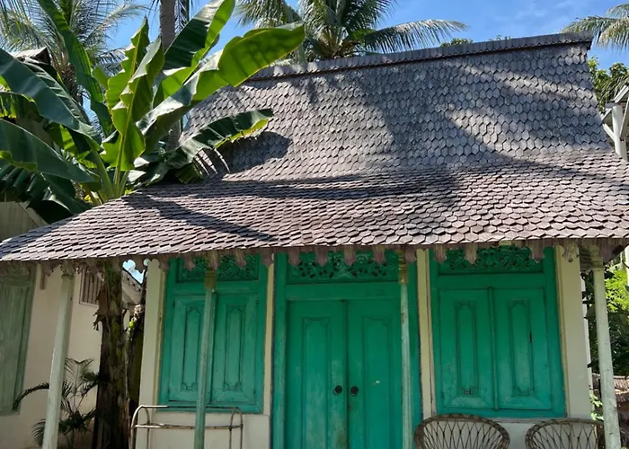 Captain Coconuts Gili Air