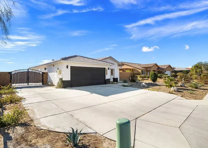Salida Del Sol By Rather Be Properties